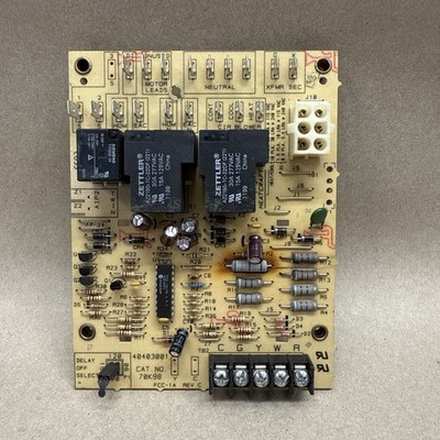 Armstrong Heatcraft FCC-1A 40403001 Furnace Control Circuit Board 70K98 B4