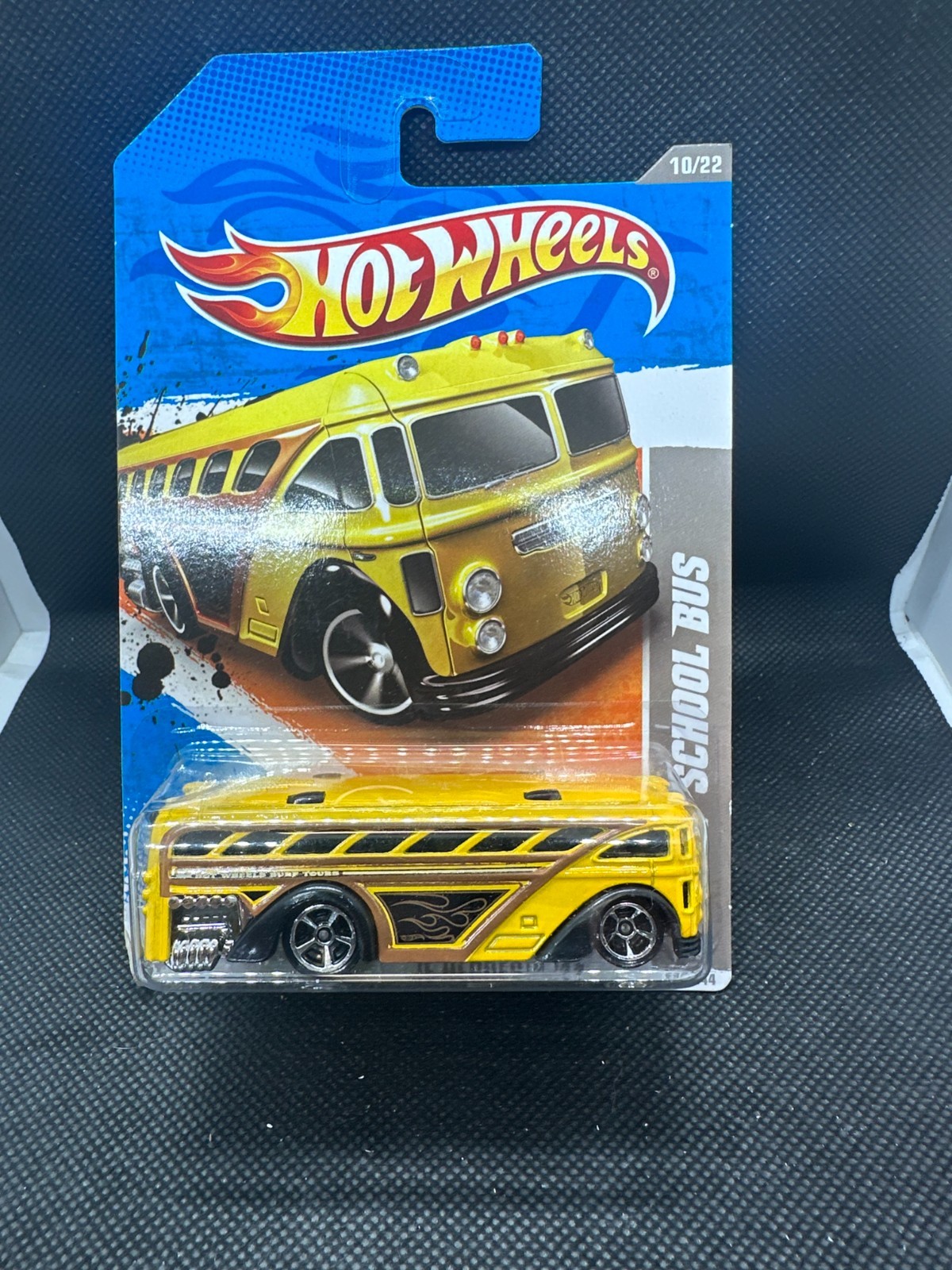 2011 Hot Wheels Surfin' School Bus Yellow #232