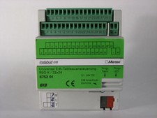 Merten 675201 Universal-Konzentrator E/A-Tabl...