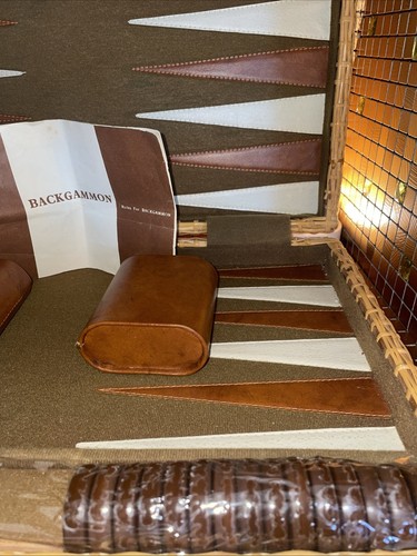 Vintage Backgammon Set Board Game Wicker Travel Case - Picture 4 of 13