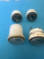 Vdo Fuel Gauge Oil Pressure Fuel Tank Battery Joblot Bundle Untested Vdo Fuel Gauge Oil Pressure Fuel Tank Battery Joblot Bundle Untested