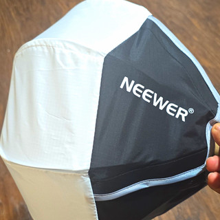 Neewer Portable Octagon Softbox Light Modifier w/ Diffuser Black/White