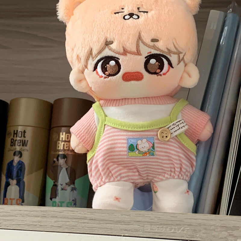 20cm KPOP Bangtan Boys Kim Tae Hyung V Dolls Soft Plush Toy