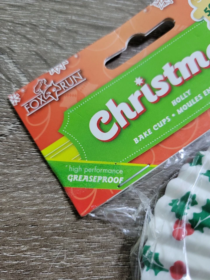 (2) Christmas Holly Bake Cups, Cupcake Liners. 50 ct packs. Grease proof. - Image 4 of 4