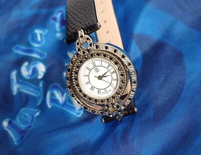 STRADA Crystal Surround Wristwatch 33x44 mm, Japan Movt, Running, Very good Con.