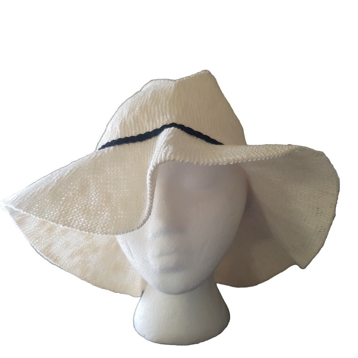 NWT Rachel Zoe Riviera Hat (Curateur) Make a Splash This Season with Our Summer 2022 Box – CURATEUR main image 4