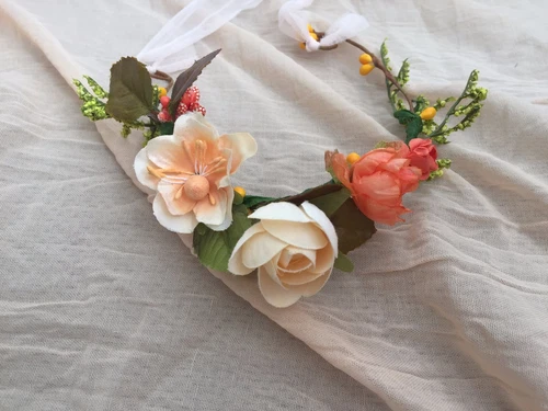 Babies pip berry head wreath head halo Flower Crown newborn Floral tieback 0-6yr