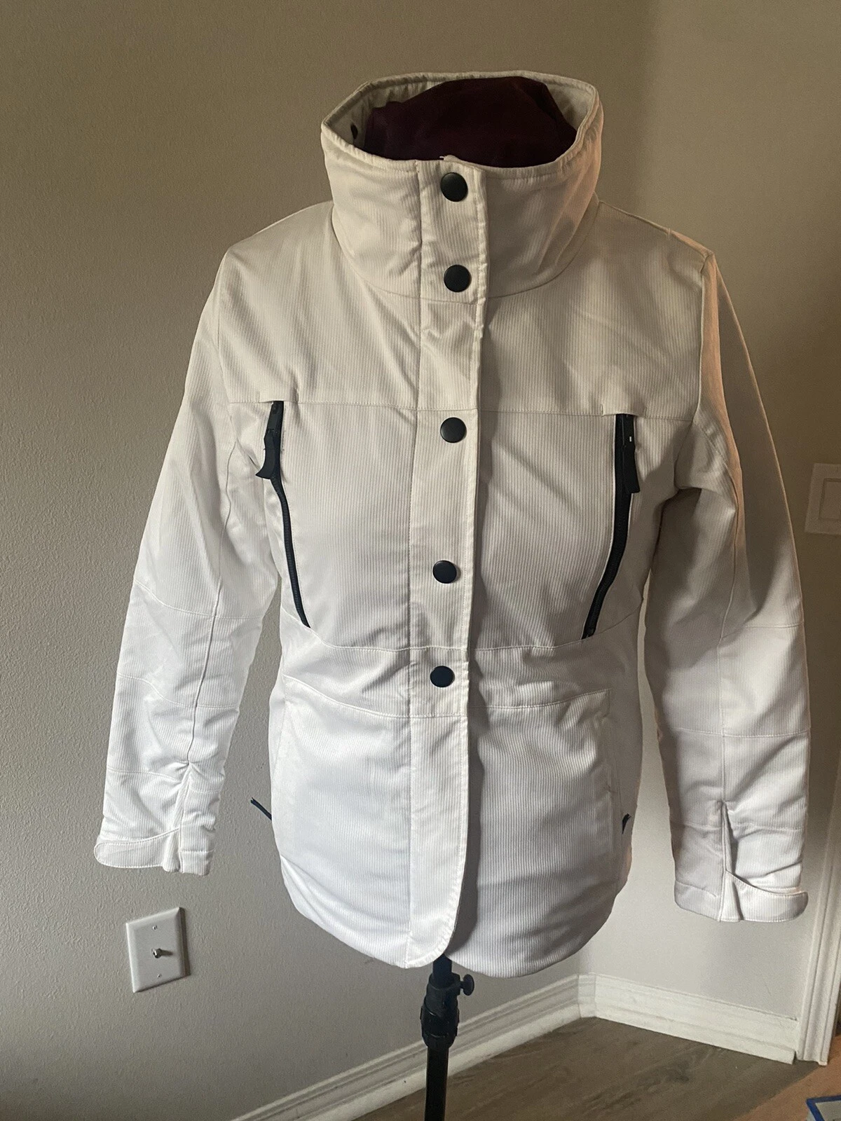 Body Glove Protect The Core Womens White Size Small Ski Winter Snow Jacket