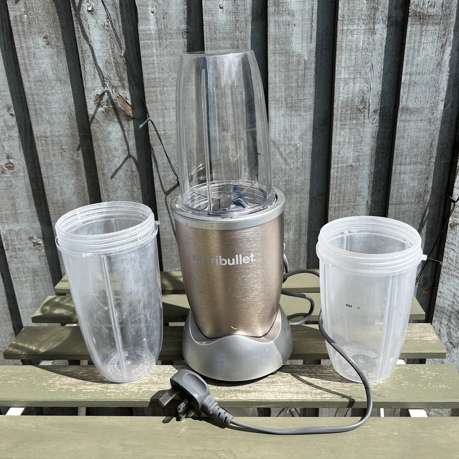 Nutribullet 900 Series Electric Blender Smoothie Machine With 3 Cups
Opens in a new window or tab