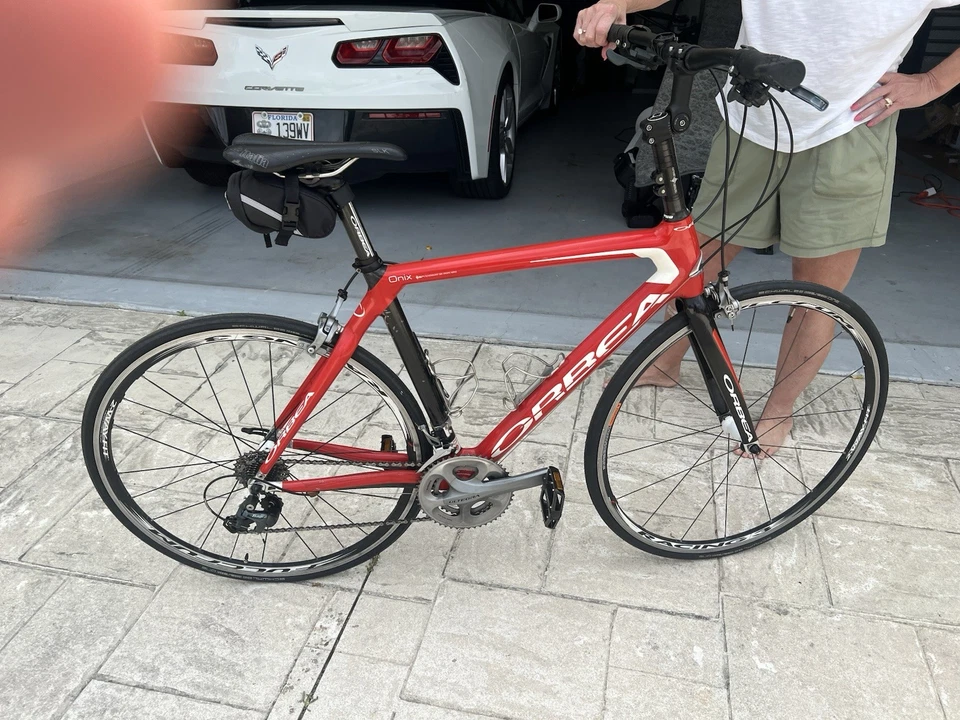 Orbea Onix Carbon Fiber Road Bicycle - Image 2 of 3