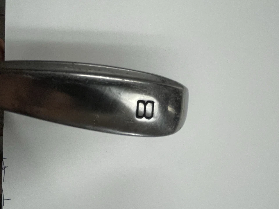 TIGER SHARK Hammerhead 8 IRON, STEEL SHAFT, RIGHT HANDED See Pictures - Image 3 of 4