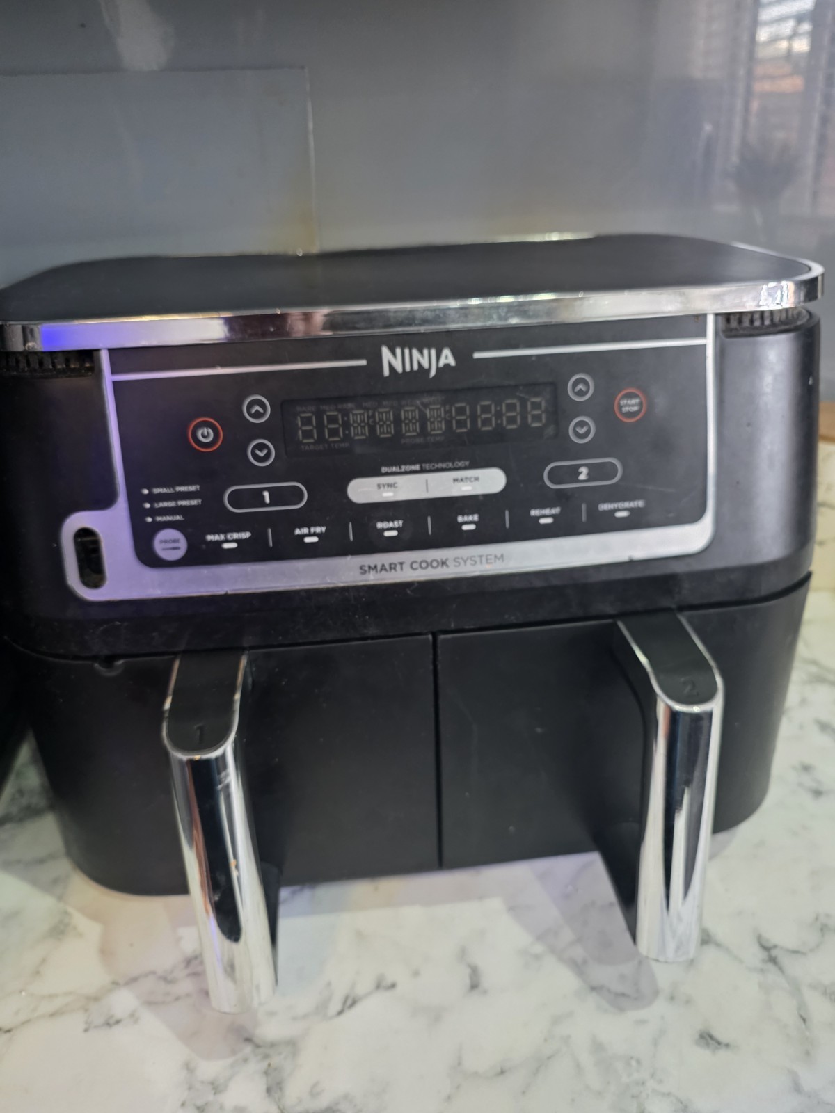 Ninja Foodi MAX Dual Zone Air Fryer  [AF451UK] with Smart Cook System & Probe