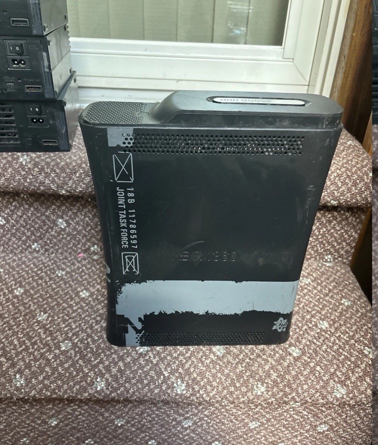 Picture 4 of 8