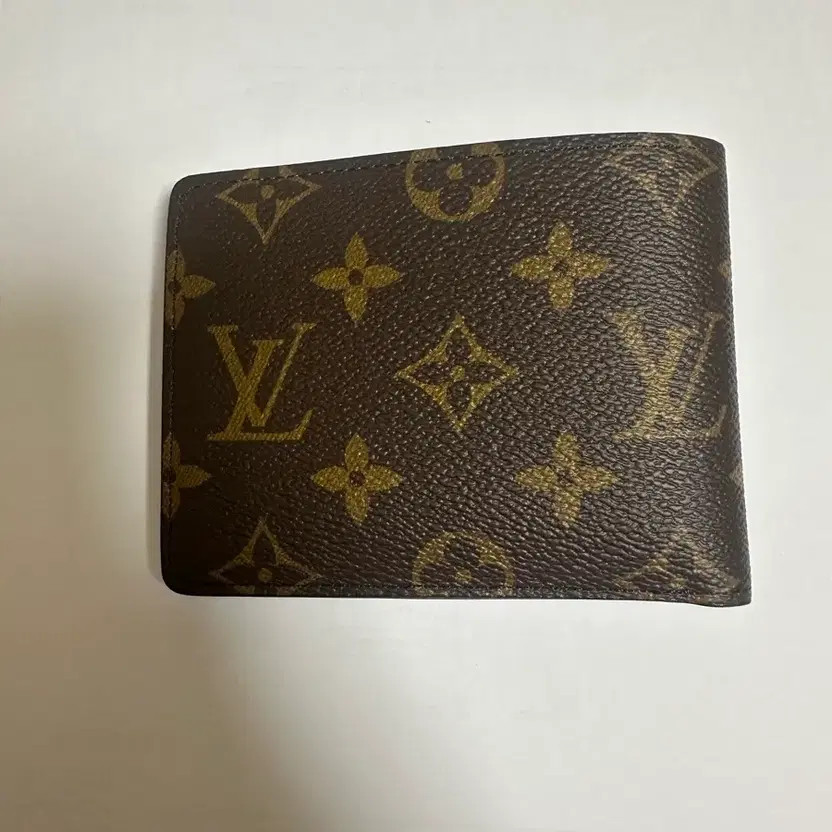 Louis Vuitton Multi-Functional Wallet - Excellent… - image 7