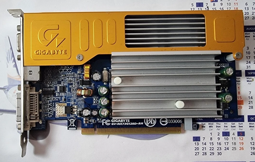 3DFuzion GeForce 7300 LE PCI Express 128MB Graphics Card - Office Depot