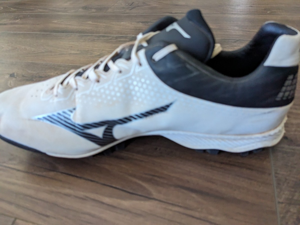 Mizuno Wave Lightrevo [11GP222191] Men Baseball Shoes White/Black NWOB Sz 12 Amazon.com | Mizuno Wave Lightrevo Youth Baseball Shoe  main image 3