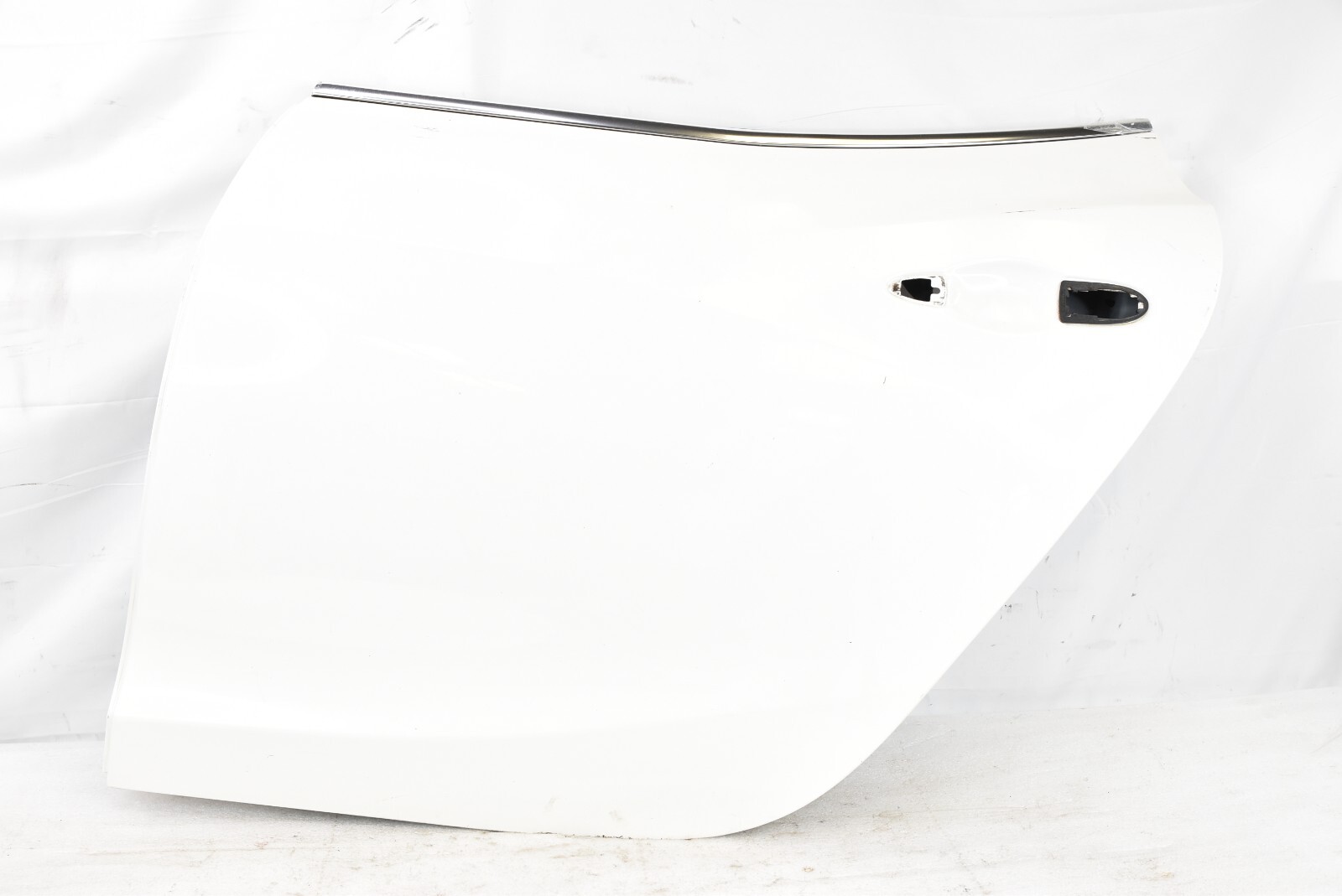 🚀 2014-2019 MASERATI GHIBLI REAR LEFT DRIVER SIDE DOOR SHELL PANEL WHITE OEM