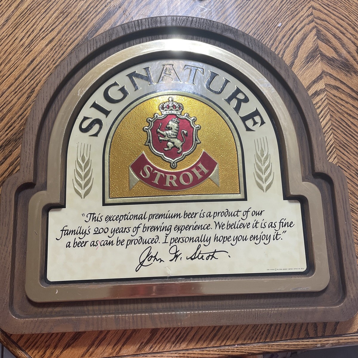 Stroh's Beerのビンテージな壁掛け時計 Vintage Stroh's Signature Beer Sign - Wall Hanger 17”x16”x1