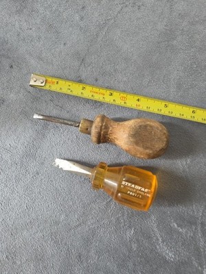 Vintage Handwerkzeug Paar: Sheffield Steadfast P601/1 Stubby & Wooden Bradawl