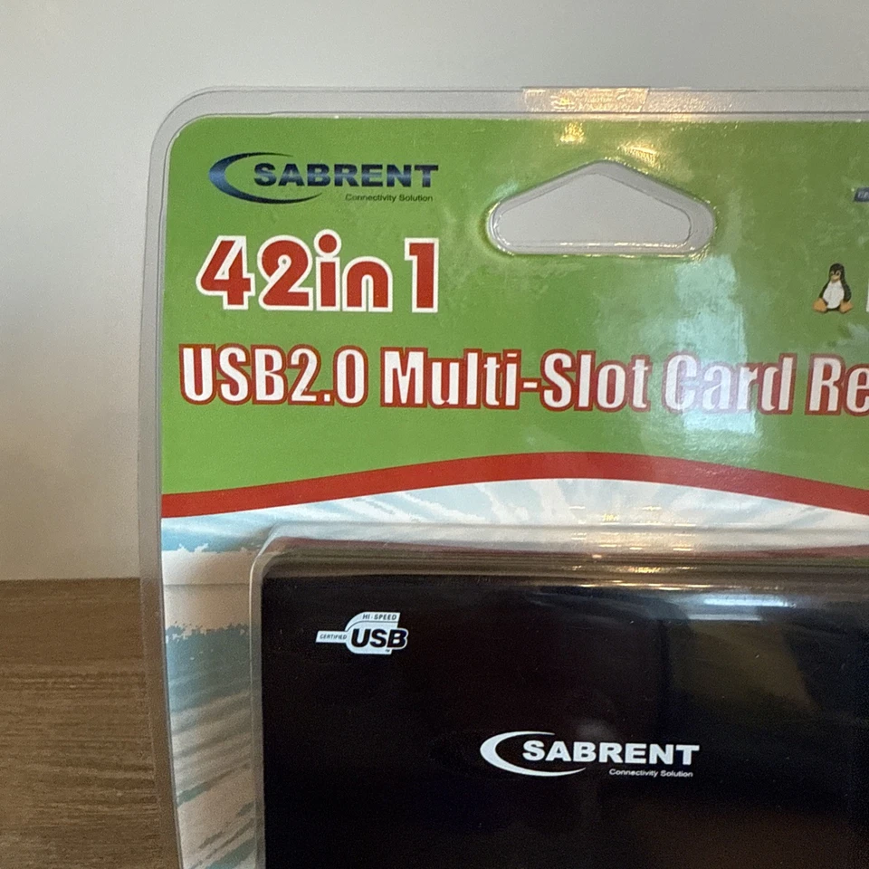 SABRENT 42-In-1 USB 2.0 Multi-Slot Card Reader New In Package SBT-CRW42 - Image 2 of 4