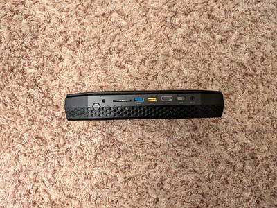 Intel NUC 8 NUC8i7HVK Mini PC i7-8809G Hades Canyon 16GB RAM - NO SSD or OS