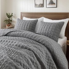 WDCOZY Dark Grey Twin Quilt Set with Pillow Sham - Lightweight Soft Bedding