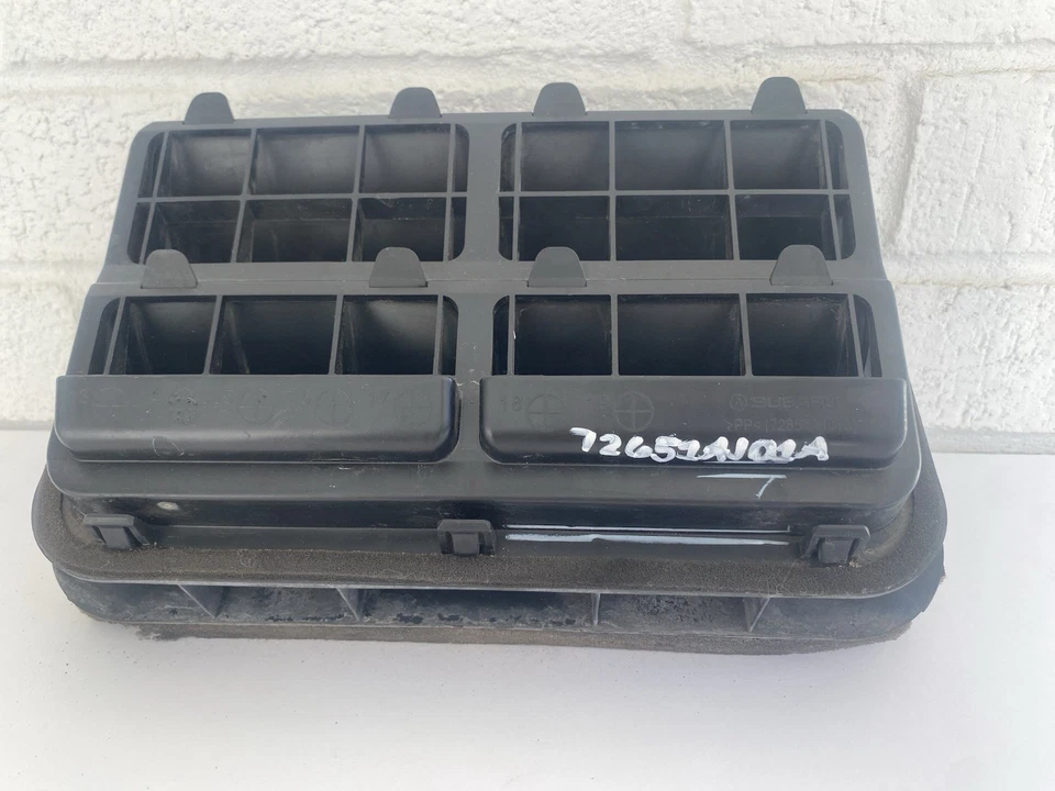 2015-2019 SUBARU OUTBACK LEFT OR RIGHT REAR CARGO AREA TRUNK VENT GRILLE OEM - Image 3 of 4