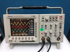 Tektronix TDS3052 500MHz, 5GS/s, 2-Channel Color Digital Phosphor Oscilloscope