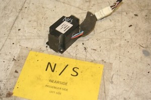 1999 Volvo C70 2.4 Benzin. BEIFAHRERSEITE 3533807 TÜRLAUTSPRECHER KREUZUNGSRELAIS