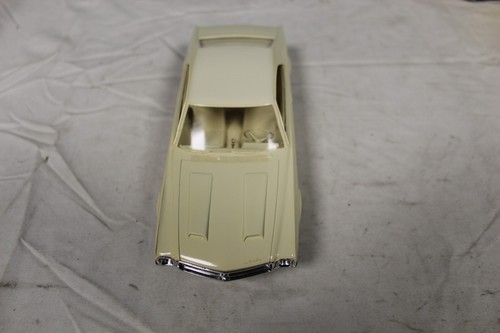 1969 AMC Javelin Dealer Promo 1/25th White on White