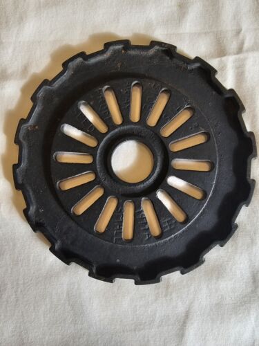 VINTAGE CAST IRON 3613A SEED PLATE - PLANTER PLATE RING-wall Decor