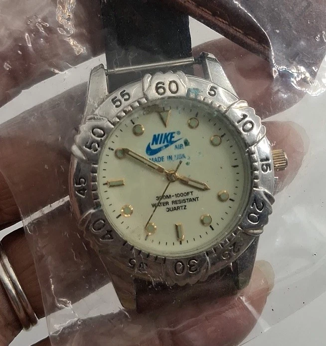 Preços baixos em Relógios de pulso vintage Nike | eBay