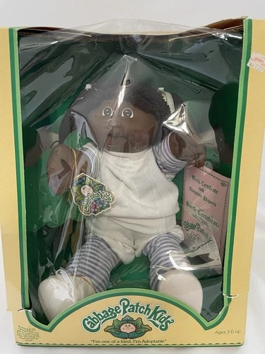 Vintage 1983 Cabbage Patch Kid In Box African American Dona Anne W/ Birth Cert