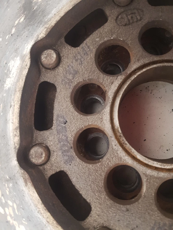 VOLVO V60 S60 V70 XC70 2.4 D5 DUAL MASS FLYWHEEL 31325141 2009-16 12-MONTH WTY — 第 4/4 张图片