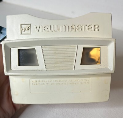 Vintage GAF View-Master Viewer Red & White With Blue Handle vtg