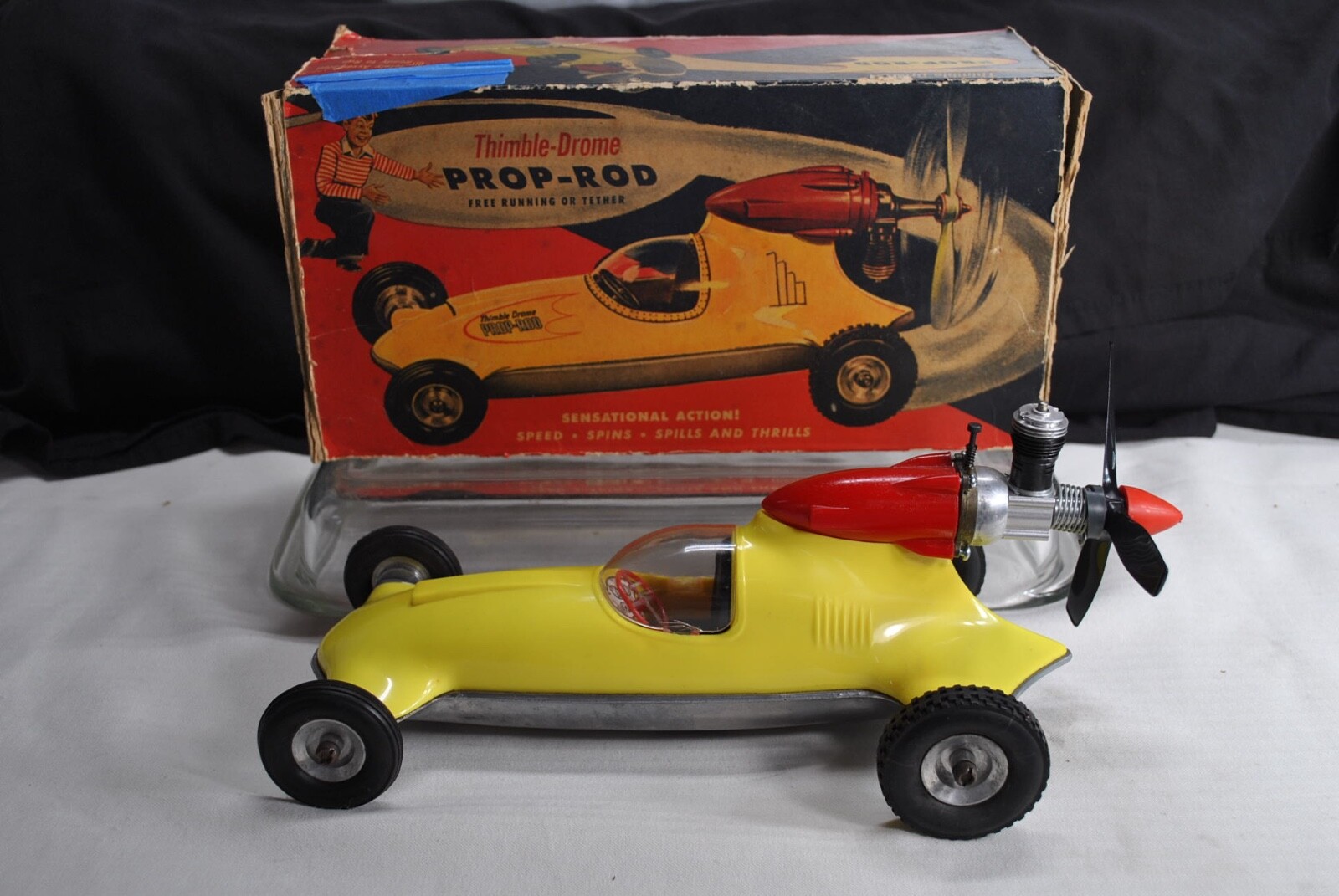 COX THIMBLE DROME PROP ROD TETHER CAR WITH METAL CHASSIS 12"X6" with