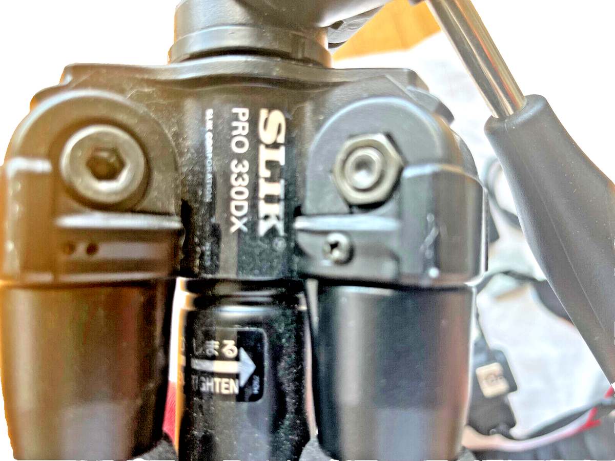 SLIK Pro 330DX-B Tripod w/3-Way Pan &Tilt Head | eBay