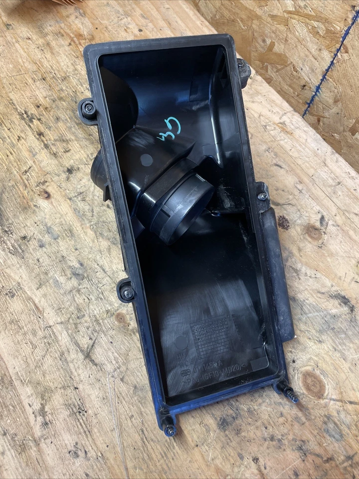 2009-2012 Audi A4 Air Cleaner Box Upper Cover W/ MAF Sensor OEM - Image 3 of 3