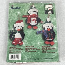 Vintage Plaid Bucilla Penguins Mini Ornaments Felt Holiday Craft Kit 84440 New