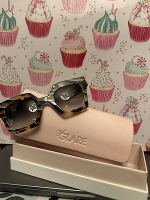 Glare Gabrielle Women s Sunglasses Pink Tortoise Shell