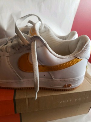 Nike Air Force 1 Low White Yellow Swoosh Size 9.5 Men's