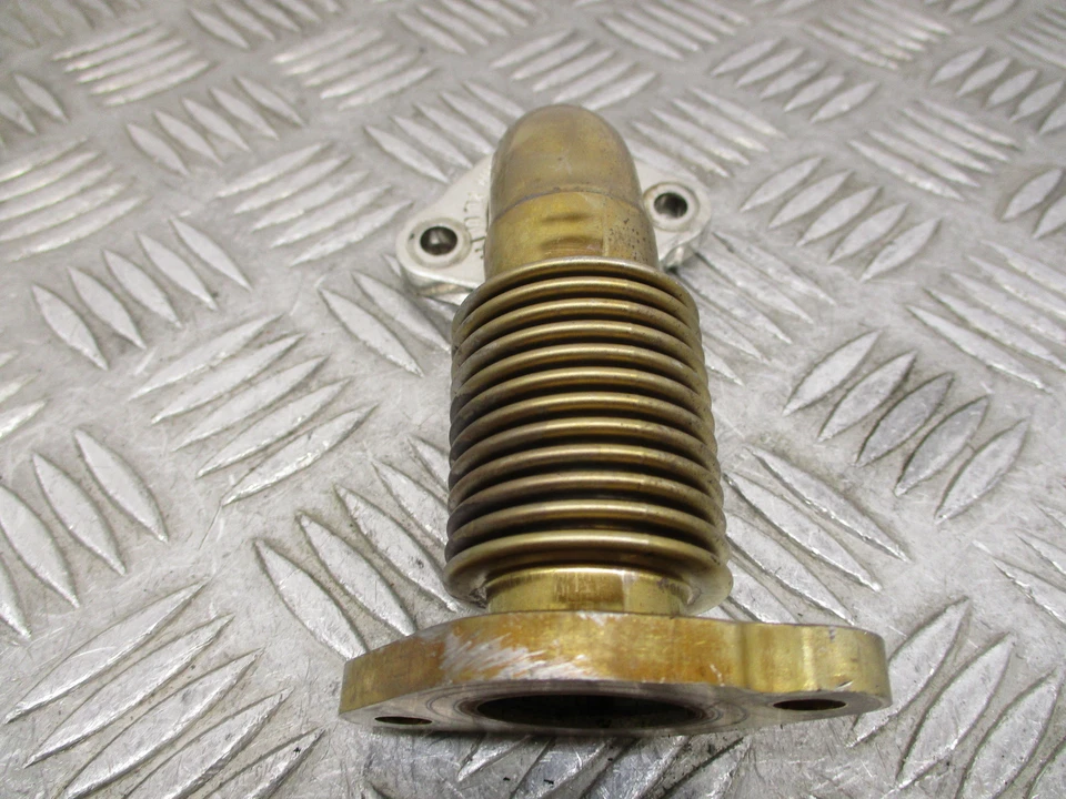 2017 Mercedes W205 C220D 2.1 Diesel OM651.921. Tubo EGR A6511411004 38K - Imagem 2 de 4