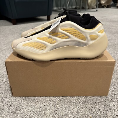 Size 9.5 - Adidas Yeezy 700 V3 Safflower | eBay display picture 2