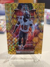 2023 Panini Mosaic - Reactive Yellow Mosaic Prizm #231 Devin White