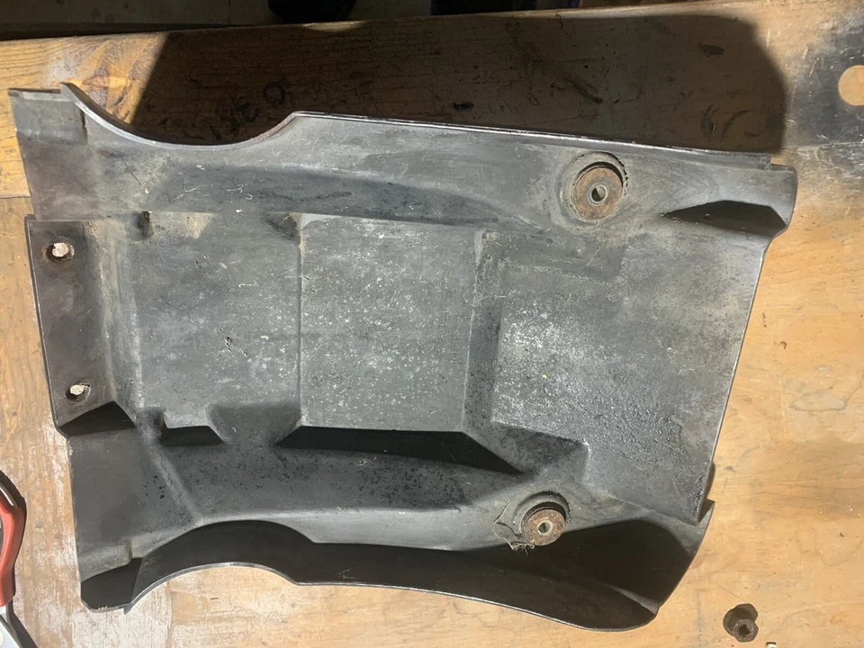 Guardabarros bajo cuadro eliminador kawasaki zl 600 Foto 3 de 3