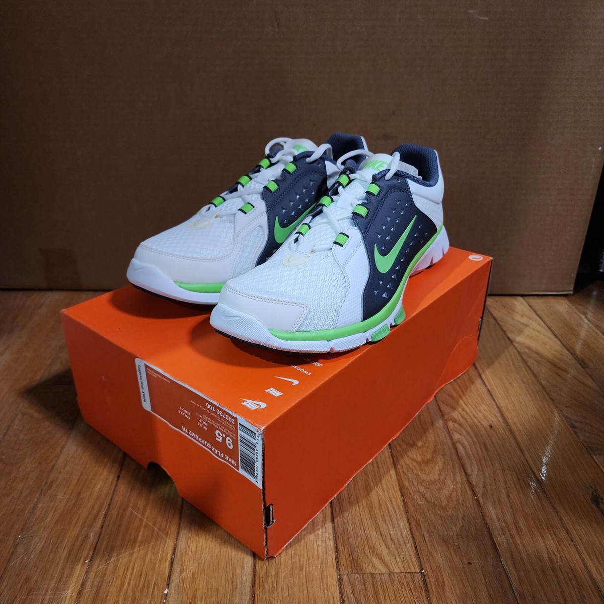 New Nike Men Flex Supreme TR White Electric Green Dark Gray  display picture 3