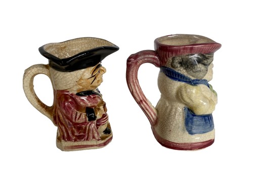 Tiny Vintage Pair of Colonial Man & Woman Toby Mugs, Japan 3.75" Tall - Picture 5 of 15