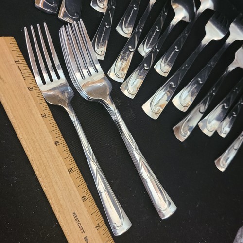 Towle Living Blossom 27 Piece Flatware Set Knives Forks Spoons Stainless - Picture 16 of 21
