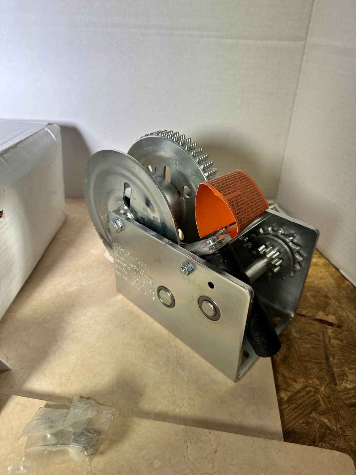 Dutton-Lainson DLB2500A Brake Winch 2500 lb,Silver  *open box*