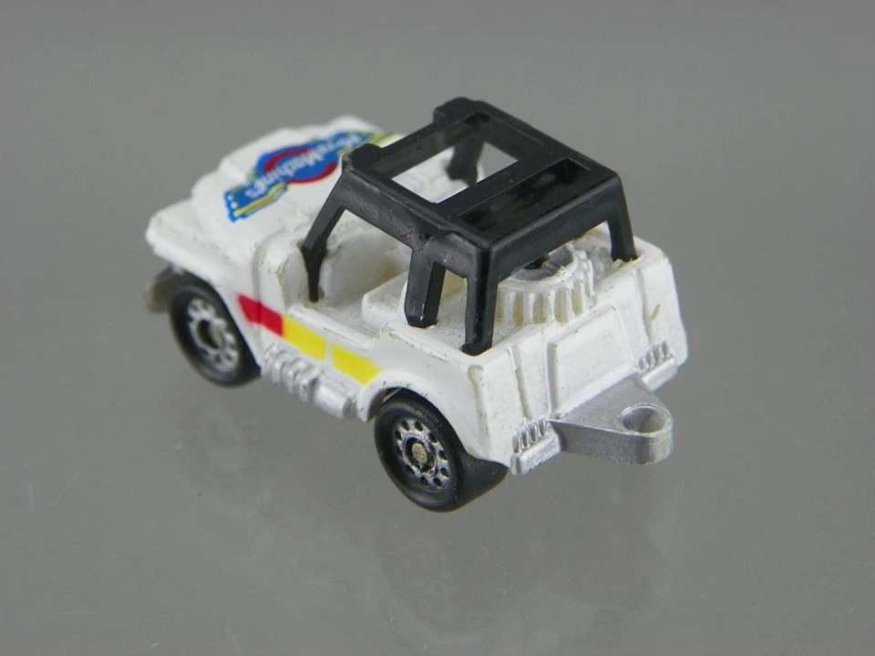 Vintage 1986 Galoob Micro Machines Mail-In Sweepstakes Logo White Jeep Flaw RARE - Image 4 of 4